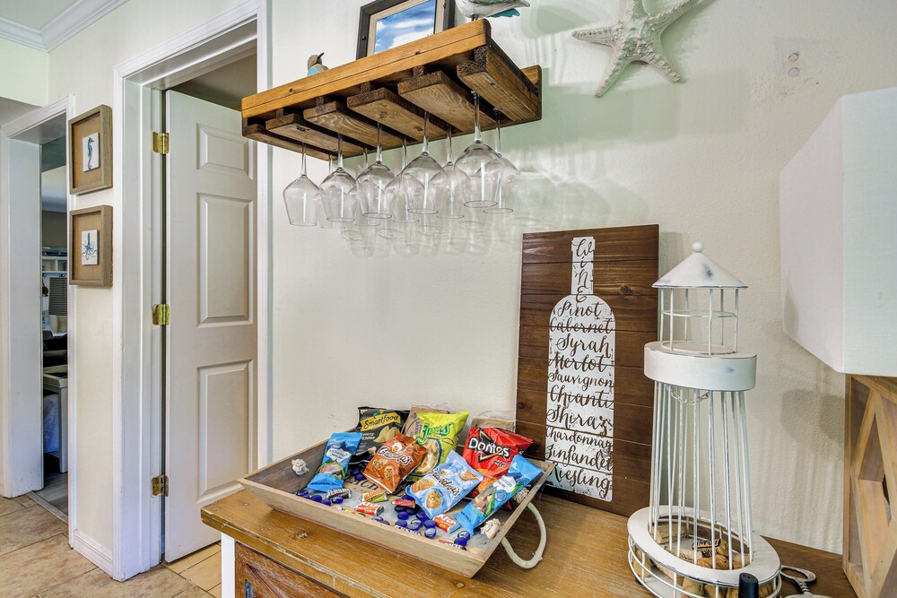 < 1 Mi to Waveland Beach: Spacious Family Home
