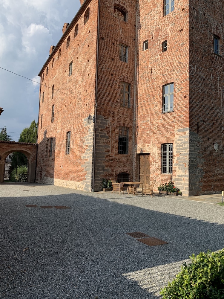 Castello La Rocchetta view 5