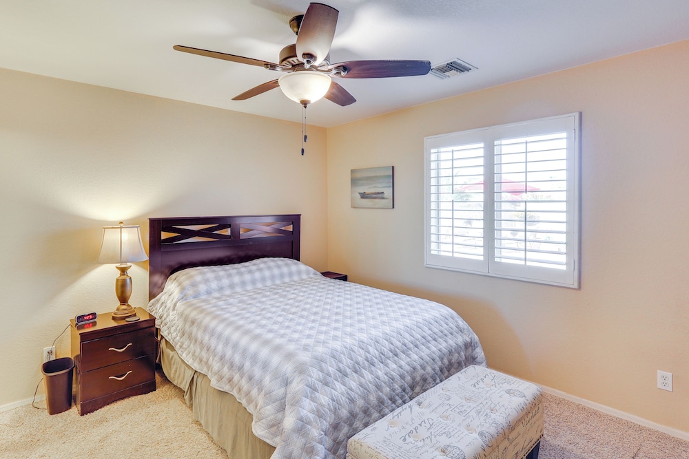 5 Mi to CO River: Home w/ Pool in Fort Mohave!
