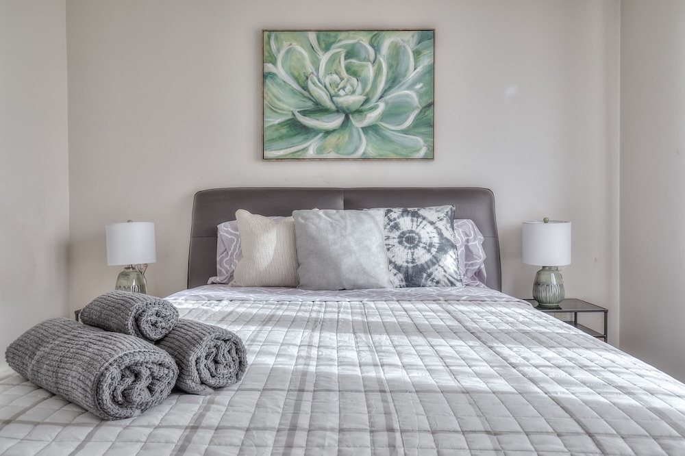Ajax Suites