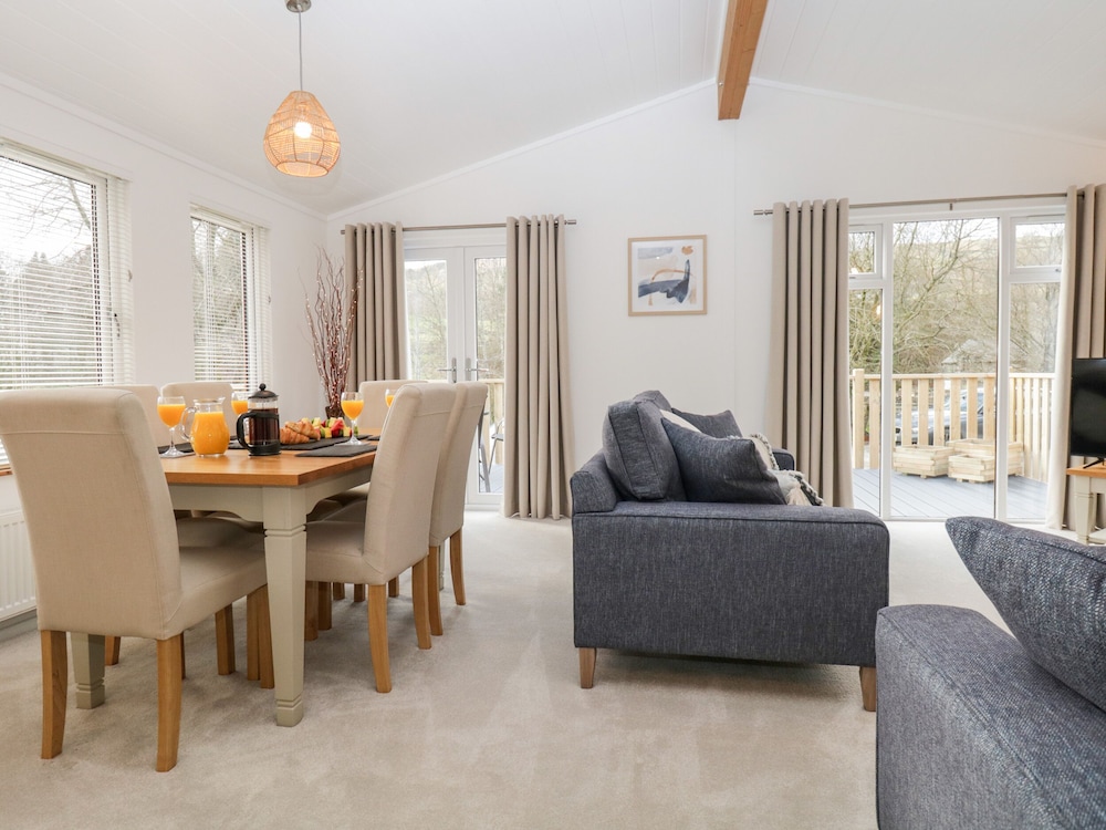 Hollytree Lodge