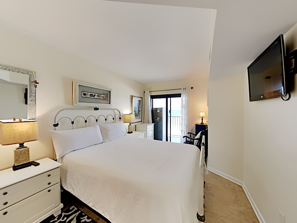 Sundunes by Southern Vacation Rentals view 4