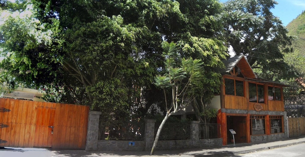 Hotel Cedro - Image 1