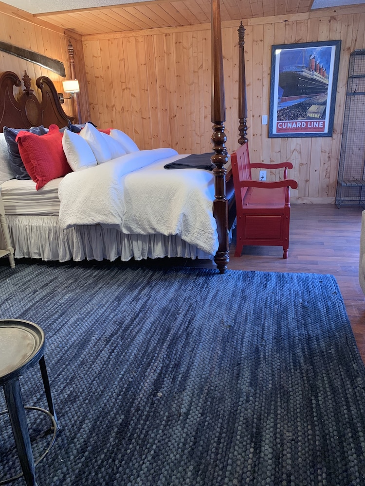 Homer Vacations - Ocean House Inn  Condos - Property Image 7