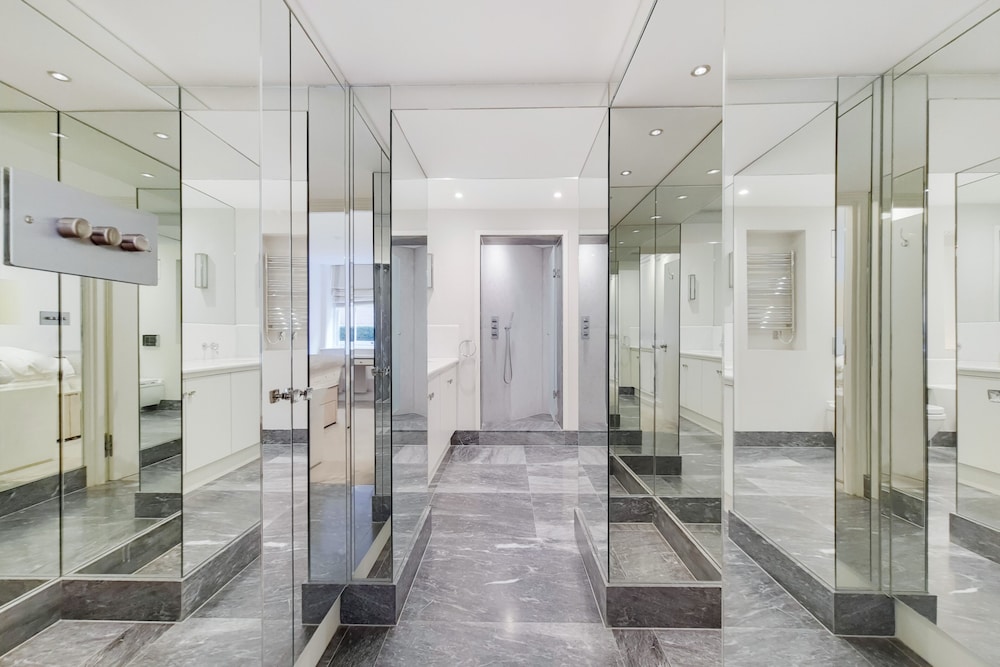 The Knightsbridge Residences