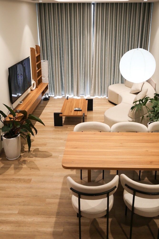 Onsen Landmark Luxury Apartments