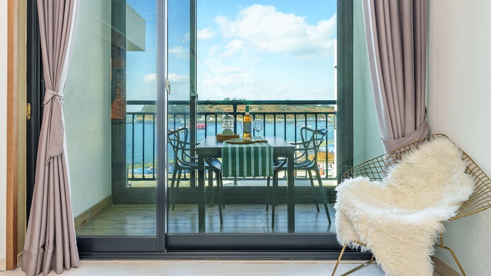 Yeosu Porrr Ocean View Pension