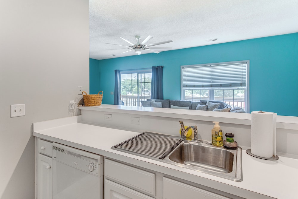 1 Mi to Beach: Family Condo in North Myrtle Beach!