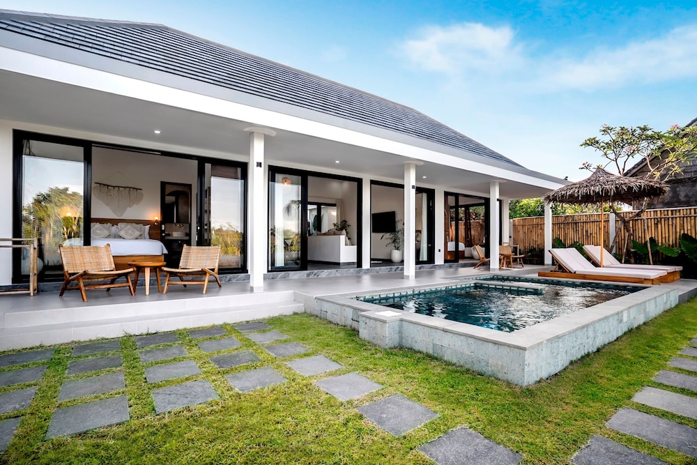 Villa Grateful by Alfred in Bali - Stunning 2BR Dream Villa With Ricefield View