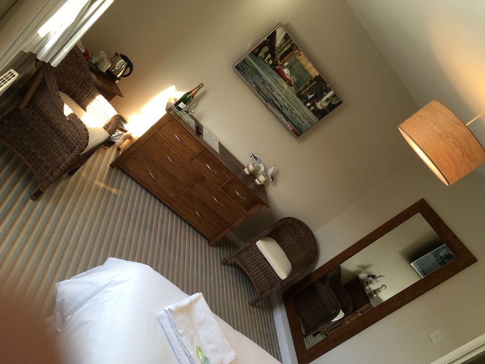 Bideford Vacations - The Waterfront Inn - Property Image 73