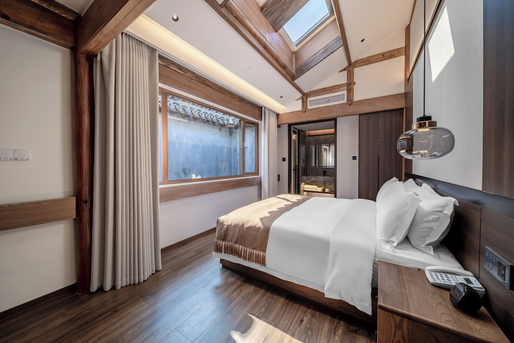 Bajiazhan Yulin Yuchi Homestay