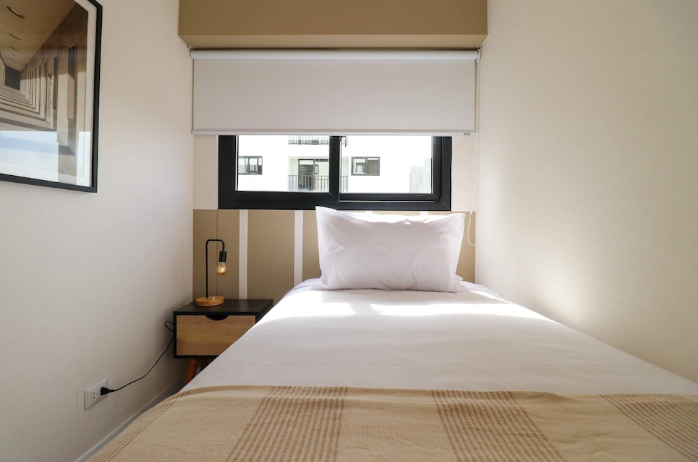 w Exceptional 2BR w Balcony in Barranco