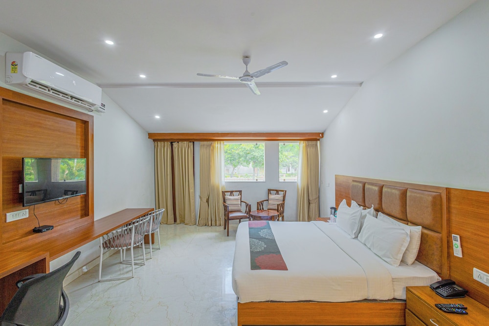 Bamboo Saa Sunrrise Wedding & Wellness Resort, Jaipur