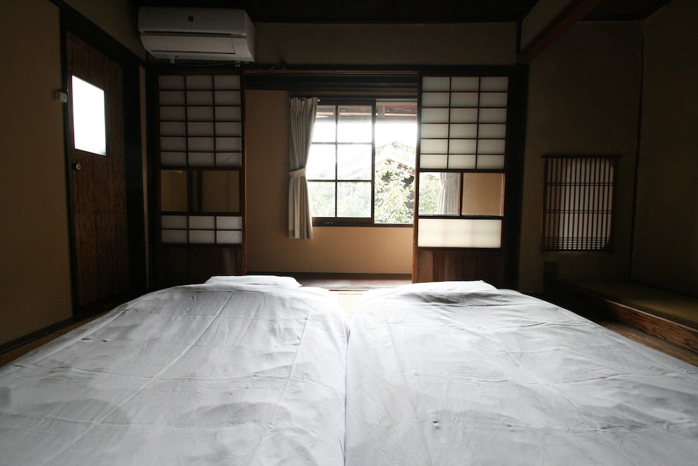 HARUYA Umekoji - Hostel