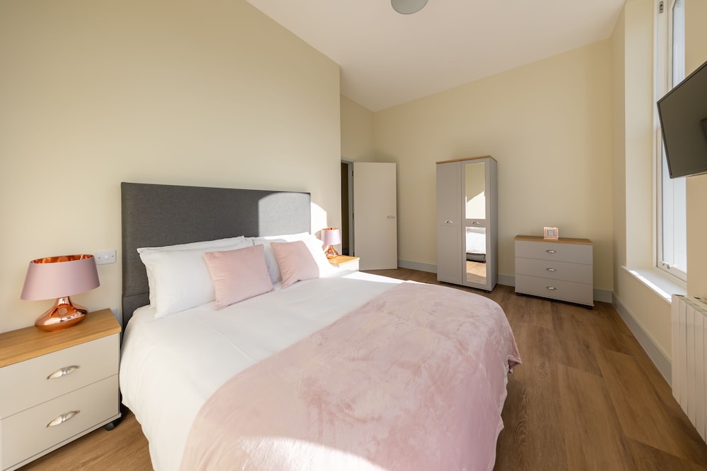 Apartment 1 Isabella House Hereford view 4