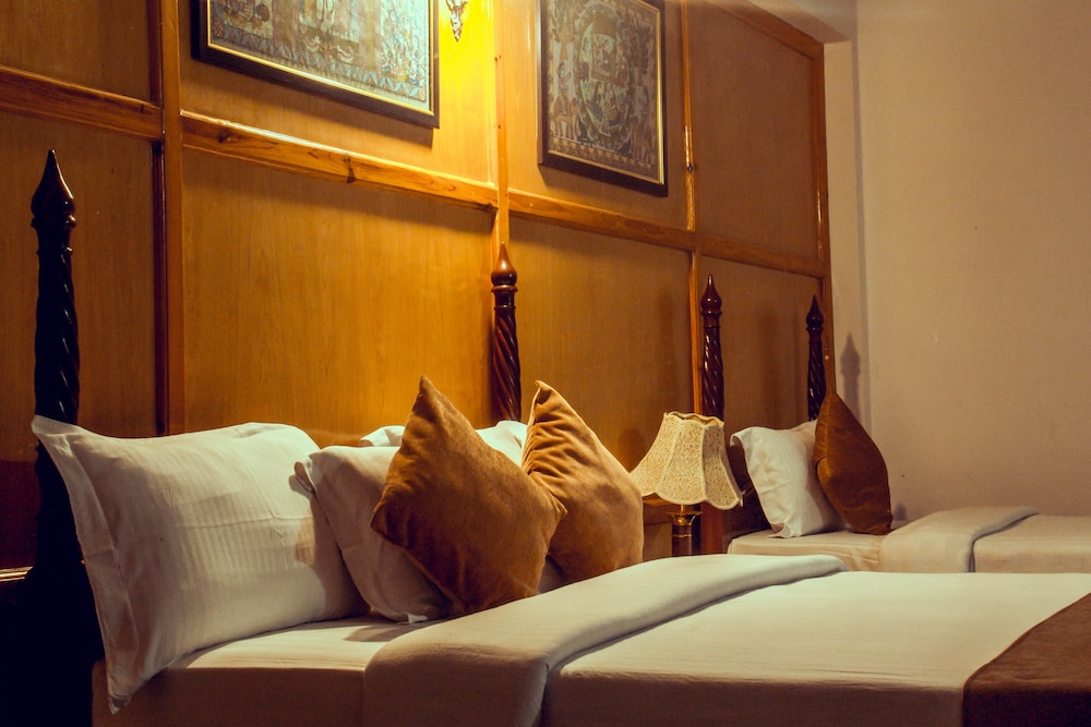 Lake View Resort