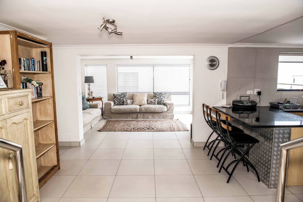 The Views - Oceanview Haven in Langebaan - 3 Levels of Luxury