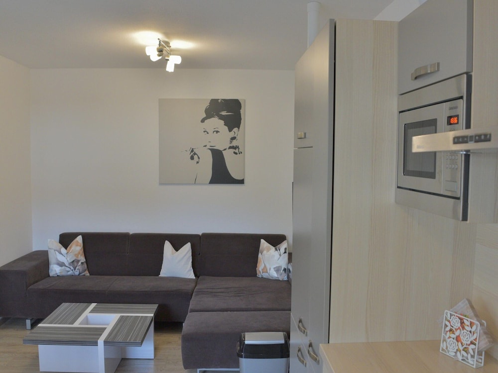Chalet in Fulpmes Near Stubai Glacier Skiing