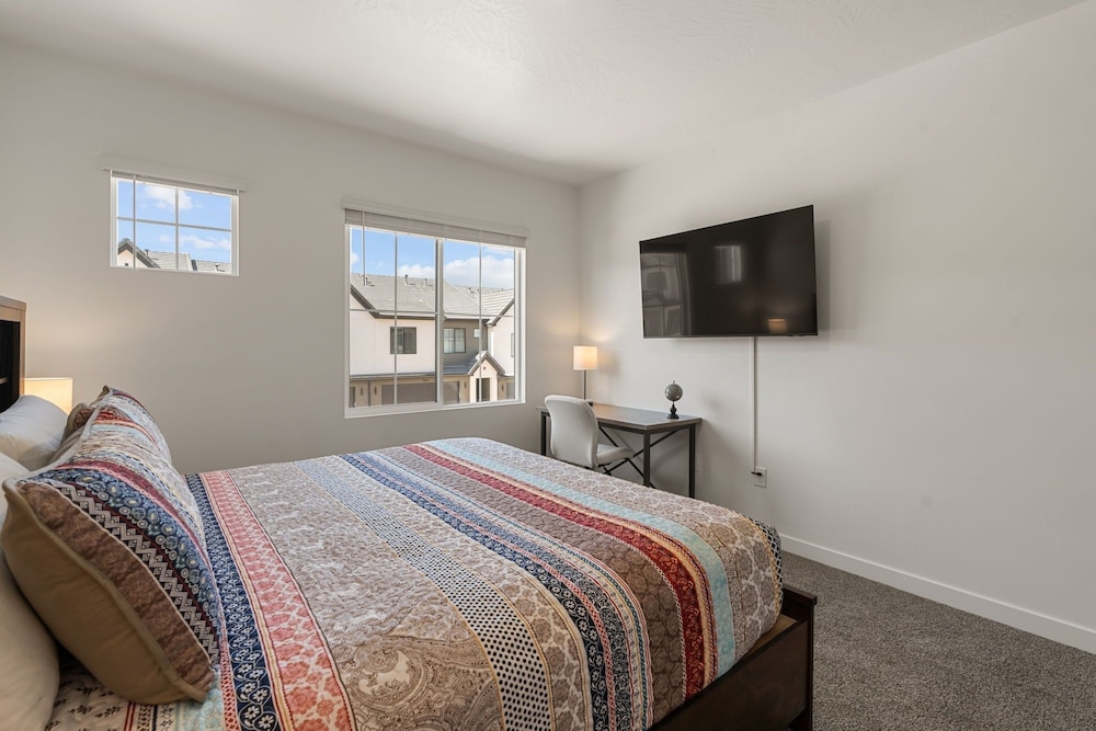 Sand Hollow Serenity 4 Bedroom Townhouse