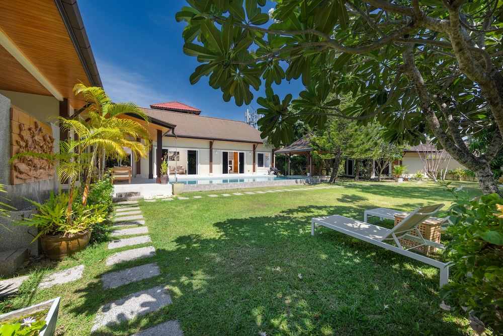 Villa Emilia with Private Pool