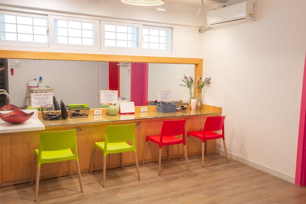 Sum Guest House Jeju Airport - Hostel