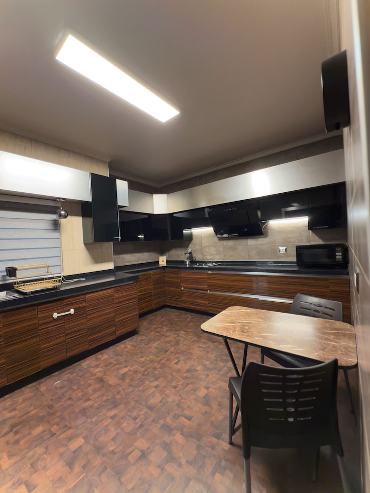 Charming Amman Apartment With Central AC and Parking