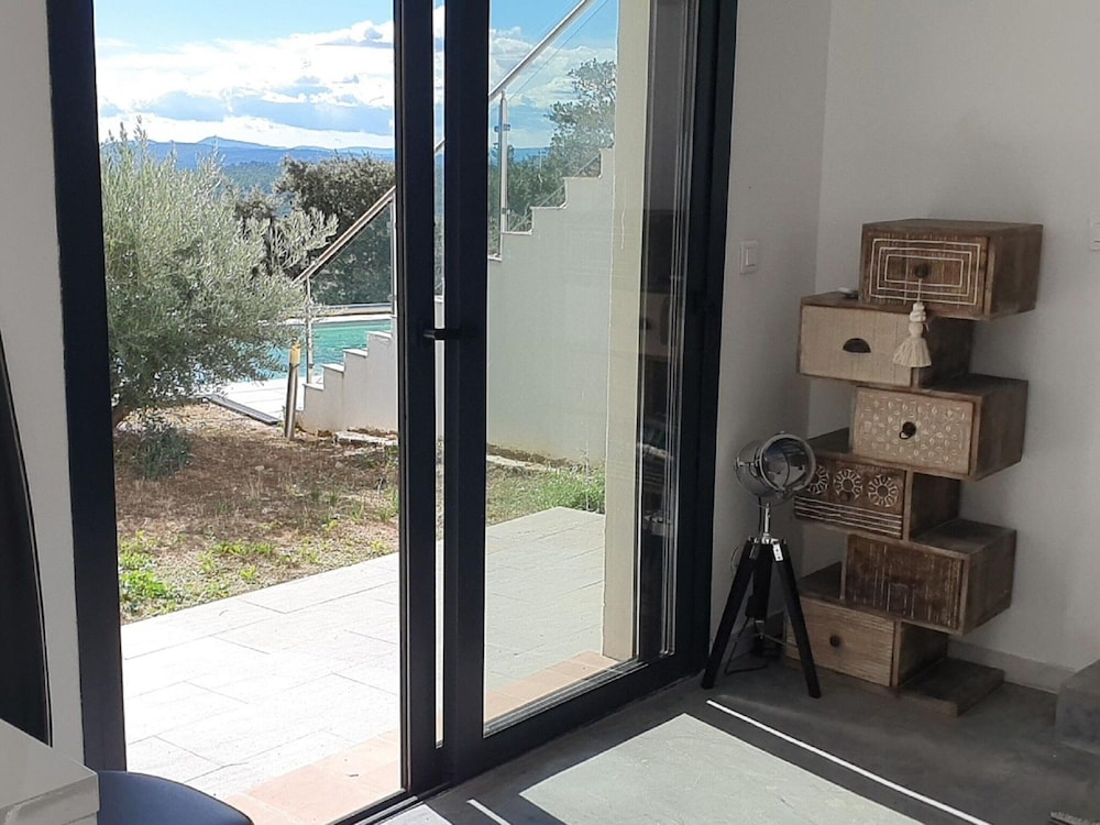 Villa in Lorgues With Private Pool