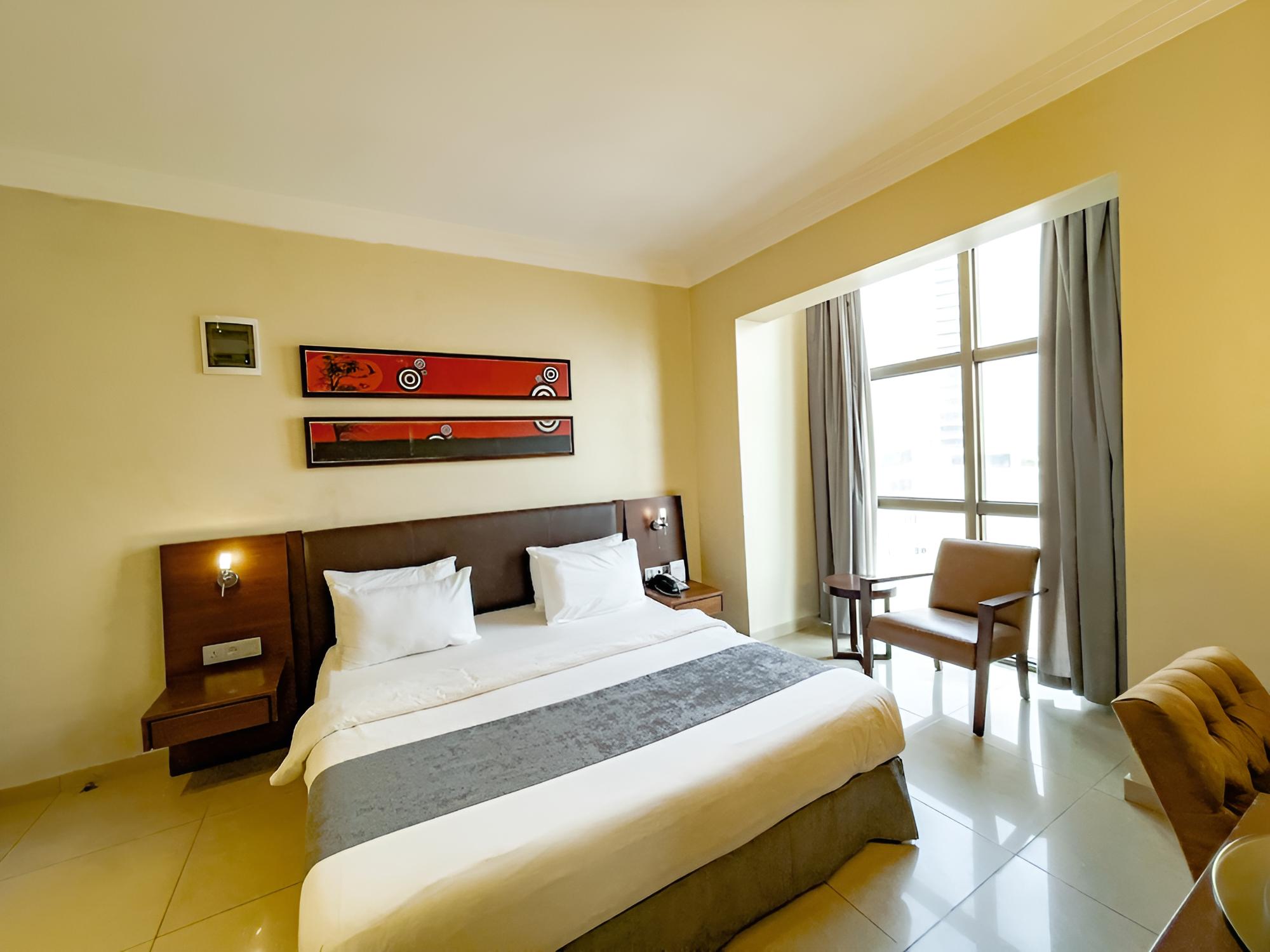 The Avenue Suites