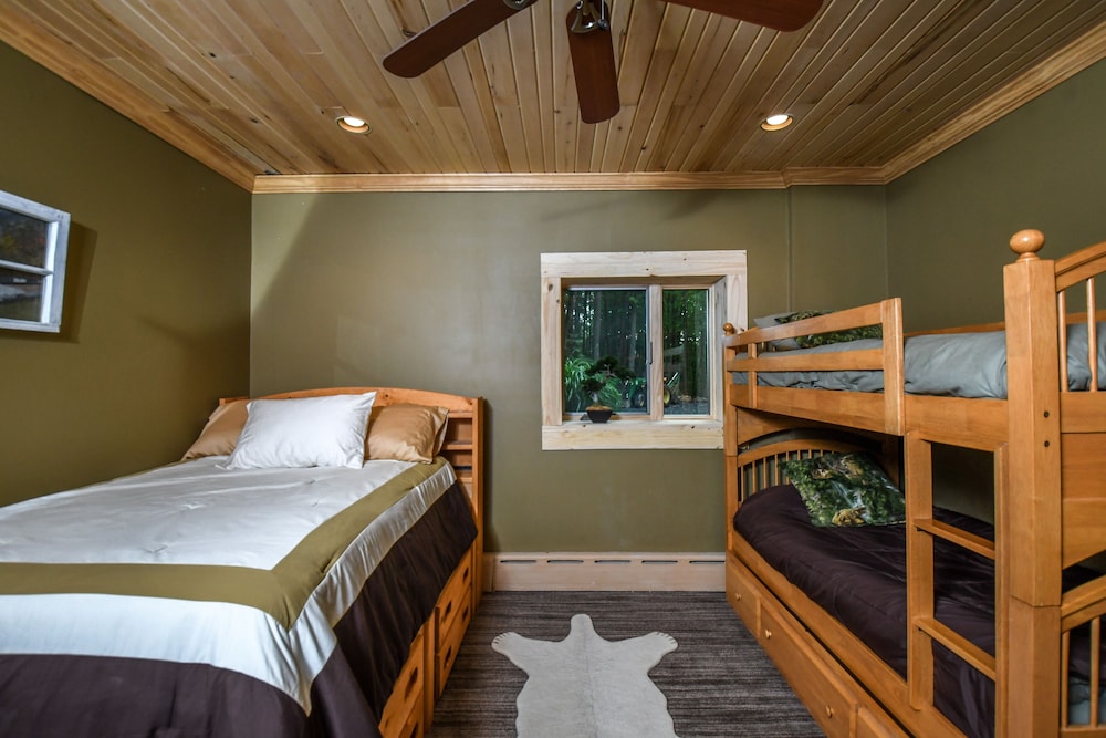 Inn 2 Deep view 5