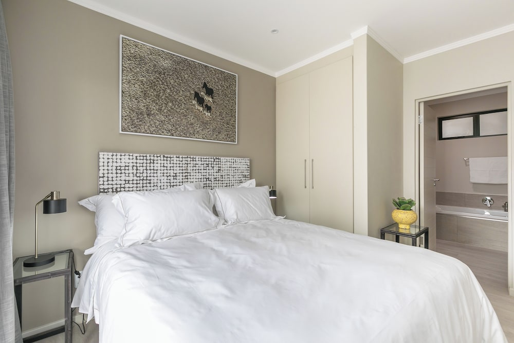 Lux Suite