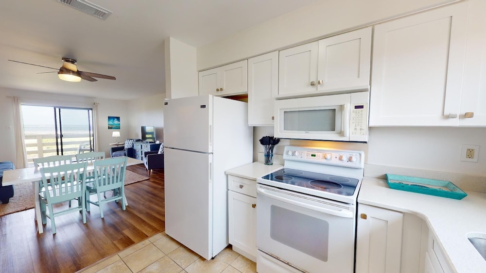 Lighthouse Point 2 by Tybee Vacation Rentals