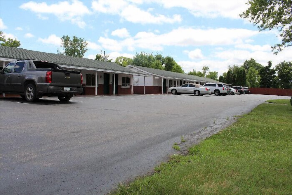 BlissPoint Inn FKA Motel 6t7