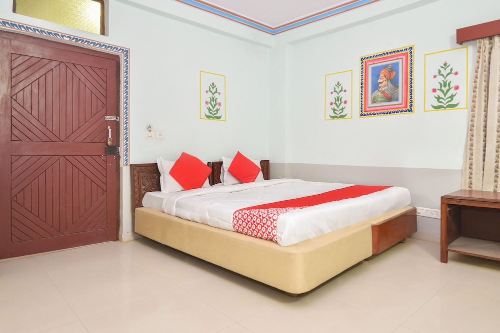 OYO 46031  Singhasan Haveli view 5