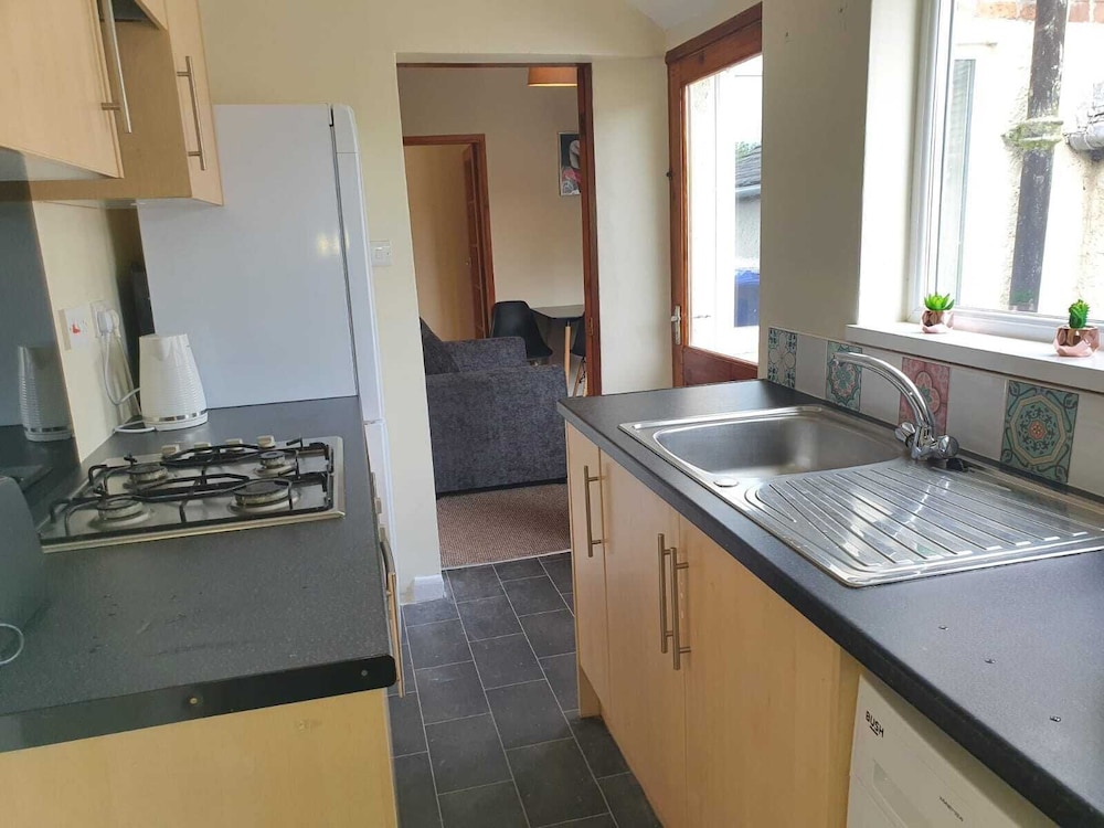 Comfortable Homestay in Stoke