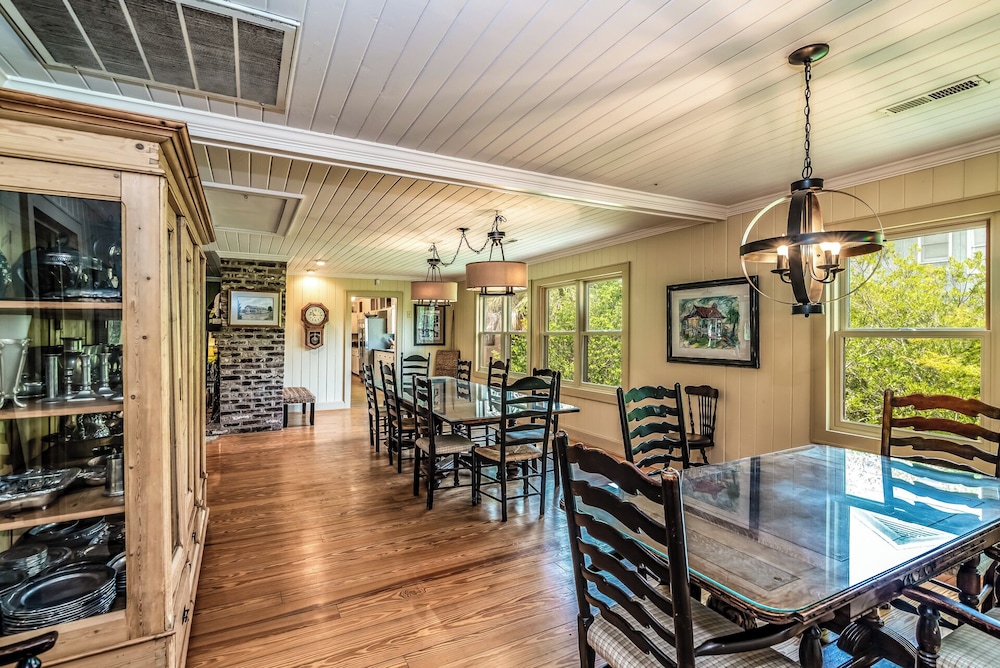 Lachicotte Vacation Rentals