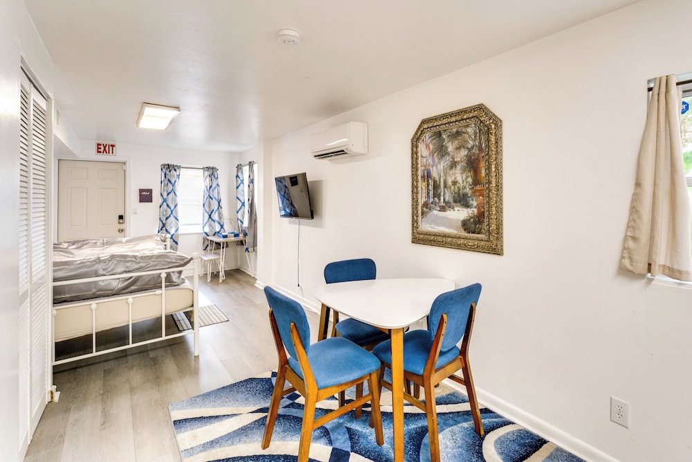 Daytona Beach Studio: Walk to Boardwalk + Pier!