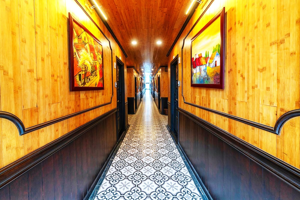 Arcady Boutique Cruise view 2