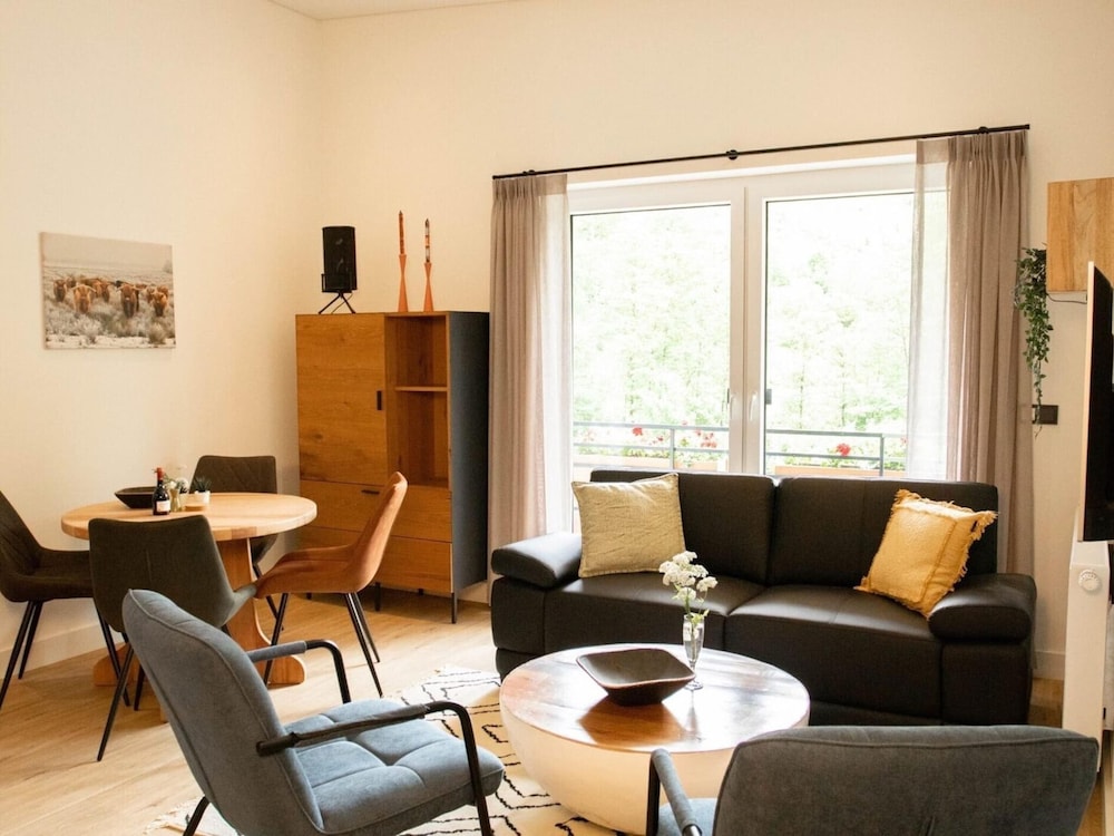 Modern Flat in Niedersfeld view 5