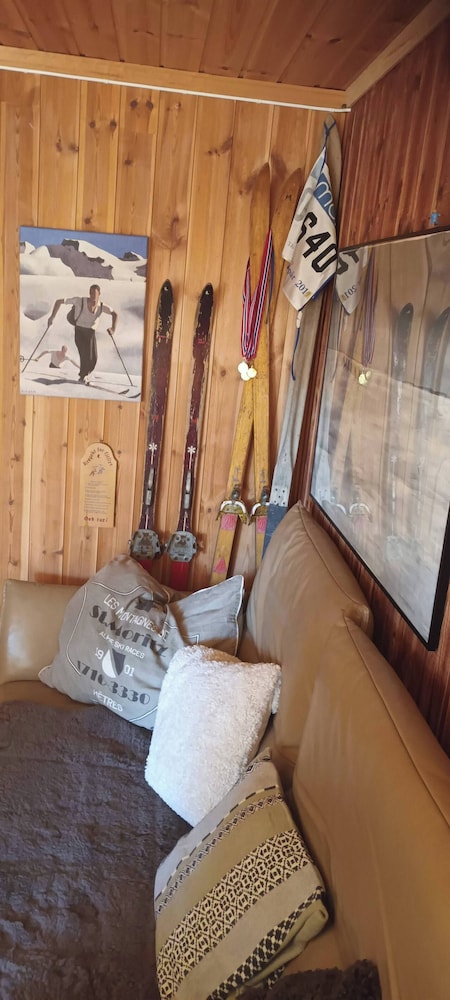 Views, Cross-country Skiing, Sauna, tub