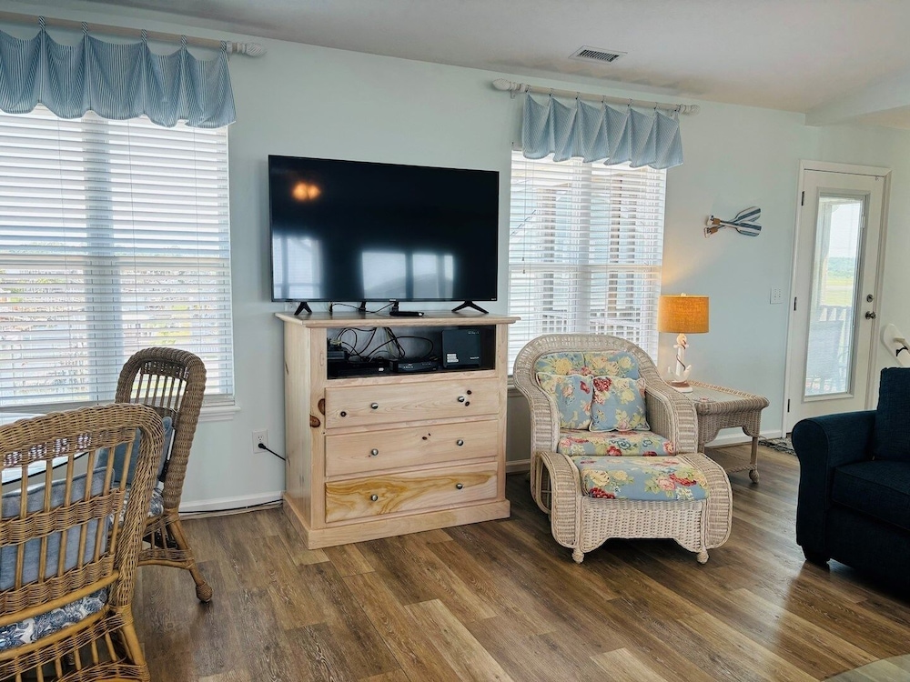 Seascape - 3 Br Home