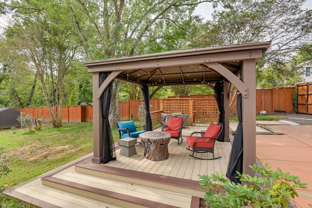 Old Hickory Hideout: Charming Apt w/ Deck! - Property Image 14