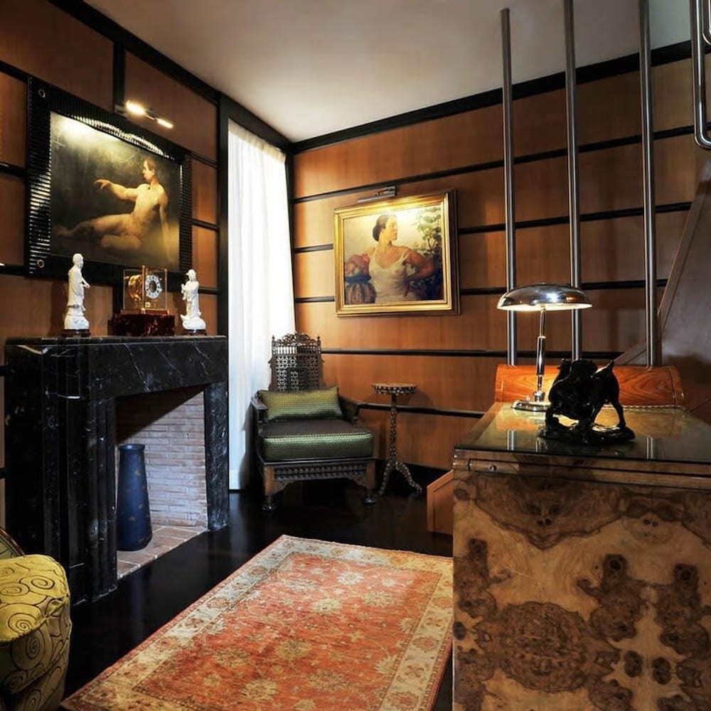 La Palazzina Santa Dorotea Splendid Rome Townhouse With Courtyard Garden