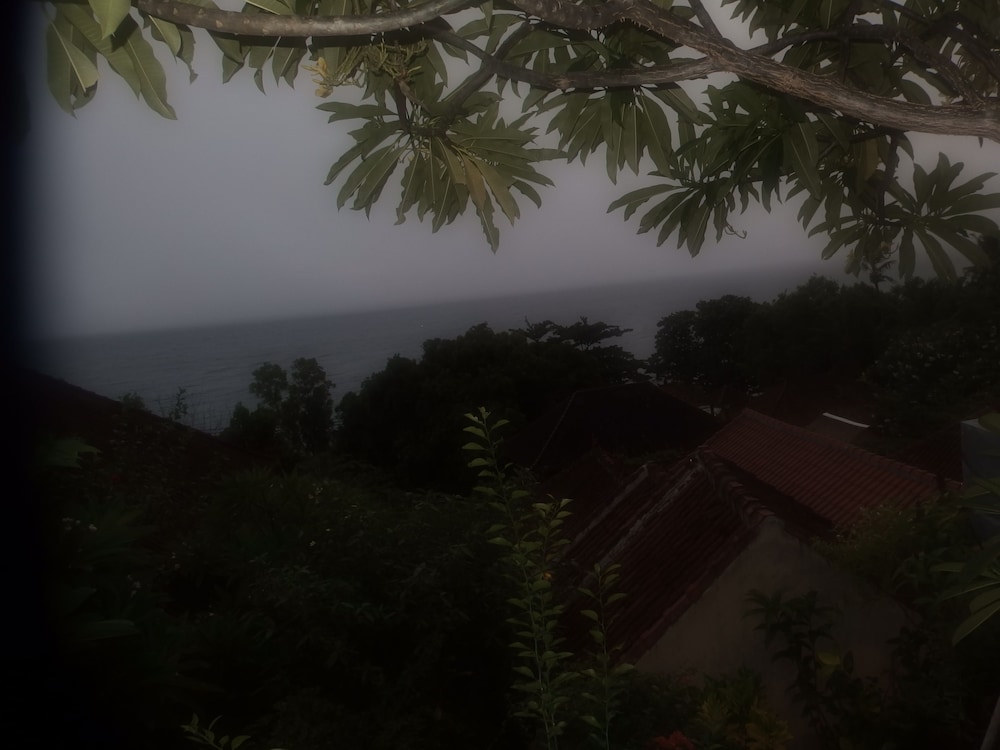 Bukit Indah Home Stay