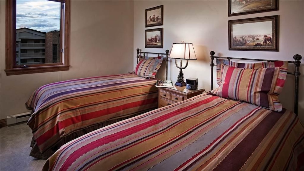 Argentiere 341 3 BedroomCondo By Moving Mountains
