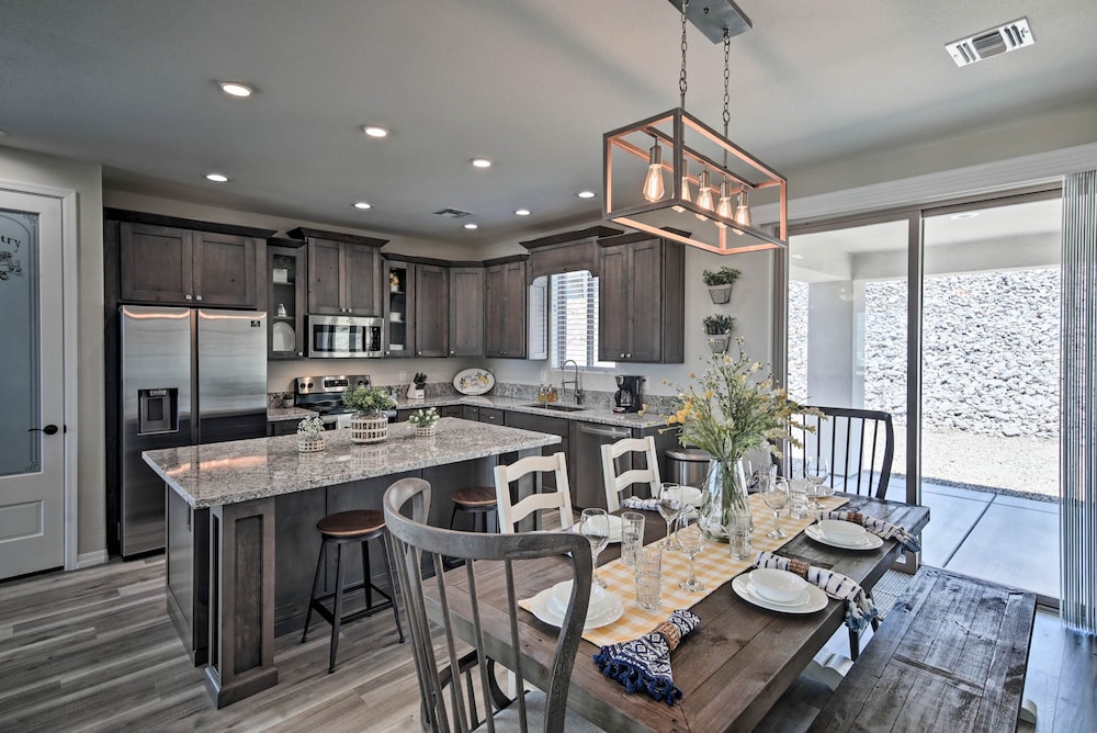 Luxe Home w/ OHV Access, 5 Mi to Lake Mohave! view 2