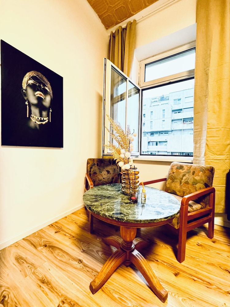 Comfy Studio Apt Near FAC Platz