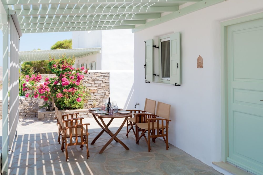 Fairytale House Seaview and Sunset -island Living-