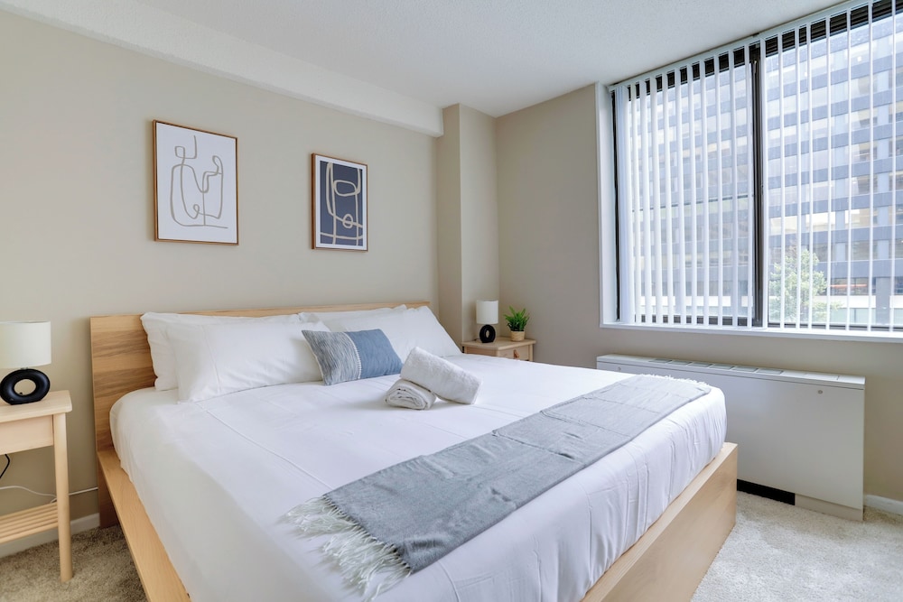 Modern Apartment with Top Amenities