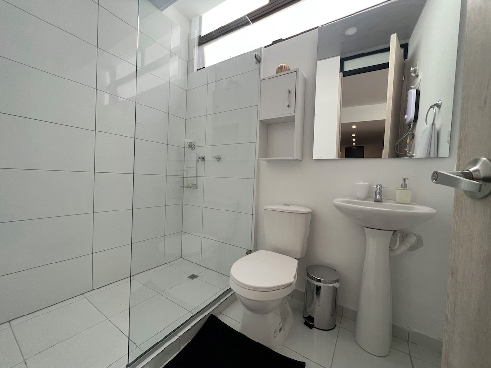 OPE SUITES CALLE 100