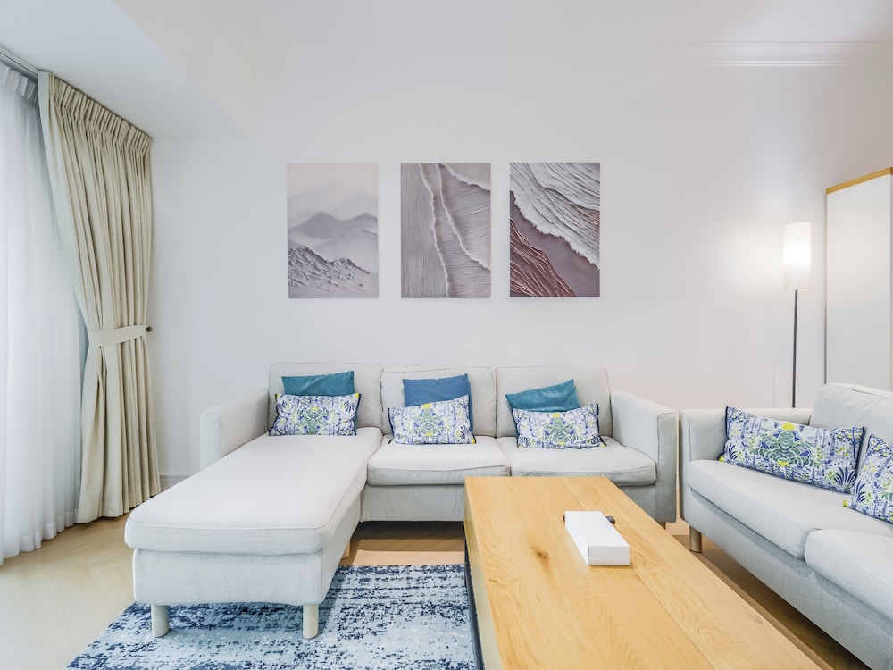 Marina Heights Residences - Dubai Marina